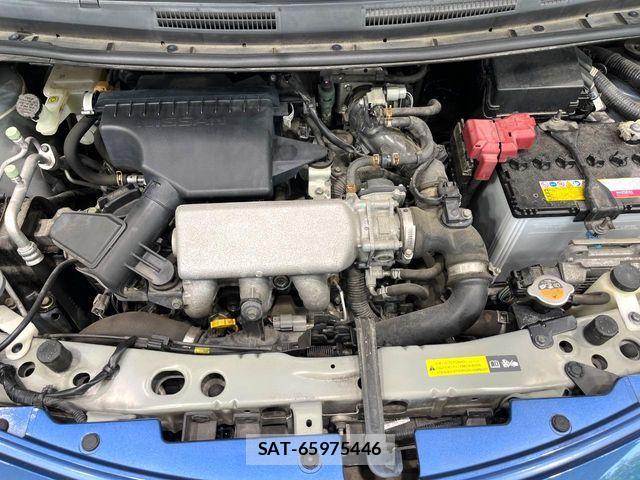 Nissan NOTE 2014-06 8209297-17