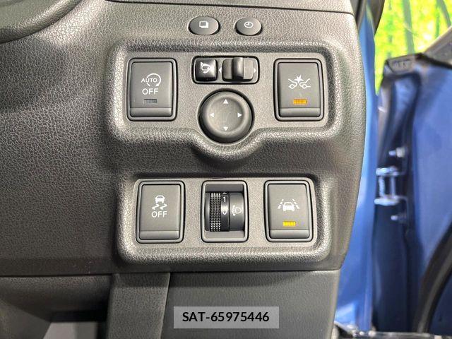 Nissan NOTE 2014-06 8209297-6