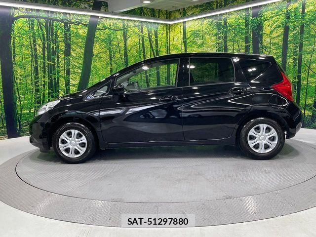 Nissan NOTE 2015-09 8209295-17