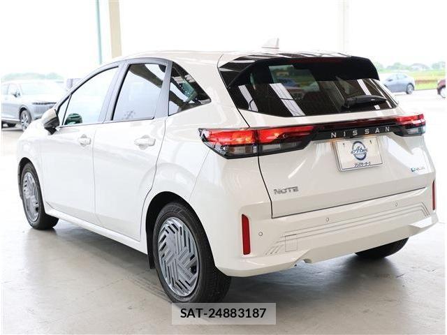 Nissan NOTE 2024-12 8209258-25