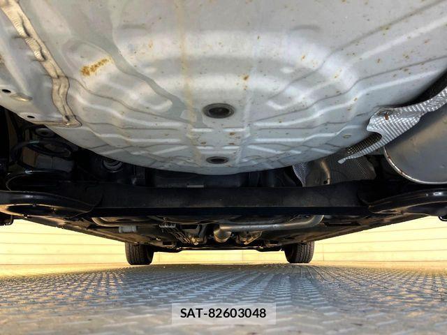 Nissan NOTE 2014-12 8209310-18