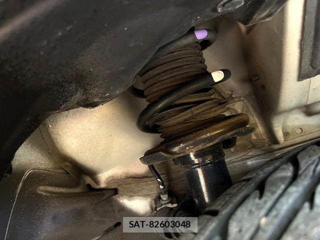 Nissan NOTE 2014-12 8209310-19