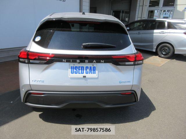 Nissan NOTE 2022-04 8209278-15