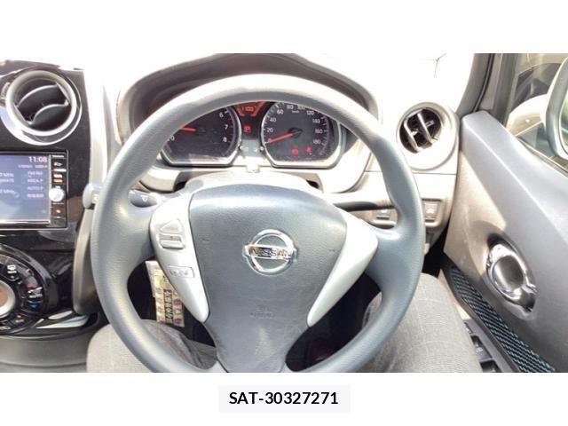 Nissan NOTE 2016-02 8209301-17