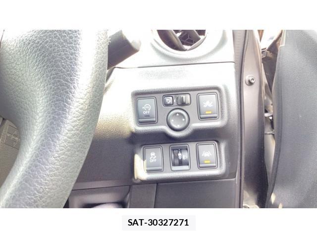 Nissan NOTE 2016-02 8209301-18