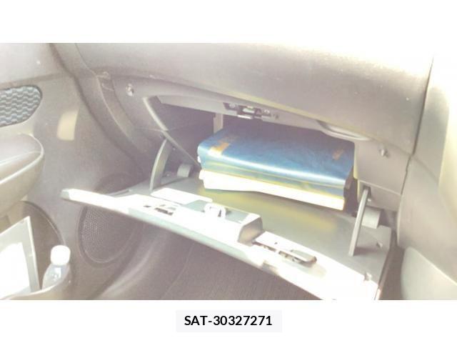 Nissan NOTE 2016-02 8209301-22
