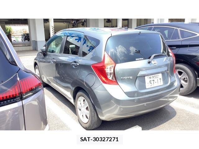 Nissan NOTE 2016-02 8209301-3