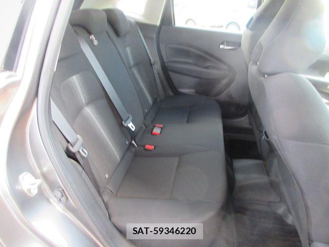 Nissan NOTE 2022-11 8209262-9