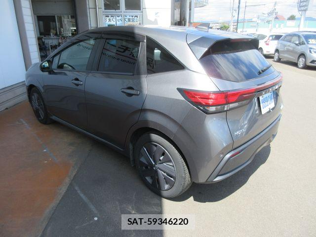 Nissan NOTE 2022-11 8209262-15