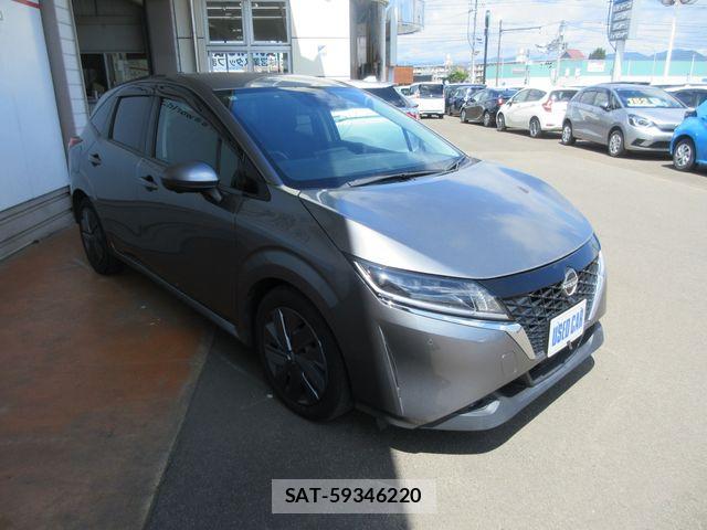 Nissan NOTE 2022-11 8209262-2