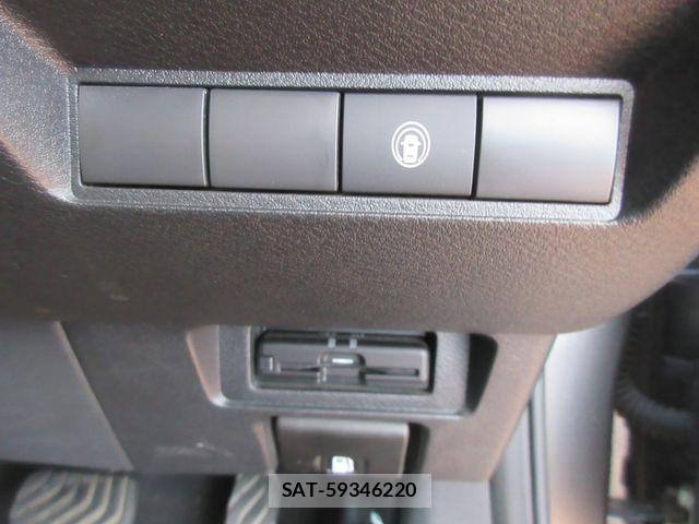 Nissan NOTE 2022-11 8209262-4