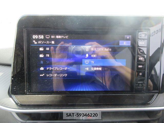 Nissan NOTE 2022-11 8209262-5