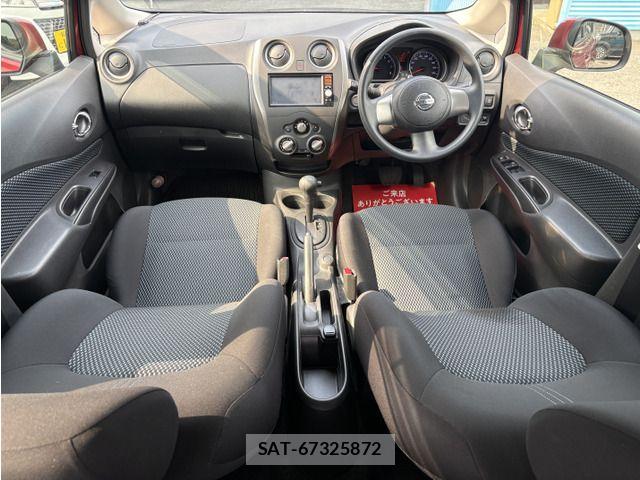Nissan NOTE 2013-11 8209316-5