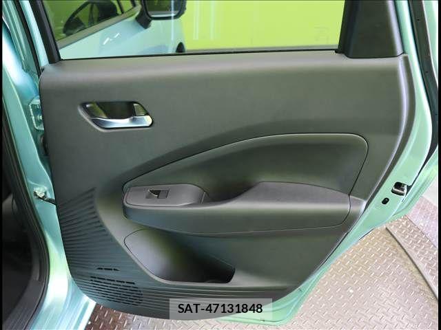 Nissan NOTE 2023-07 8209261-22