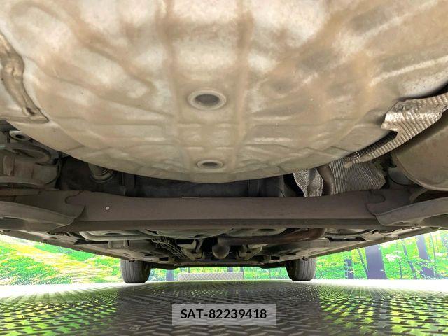 Nissan NOTE 2015-08 8209298-18