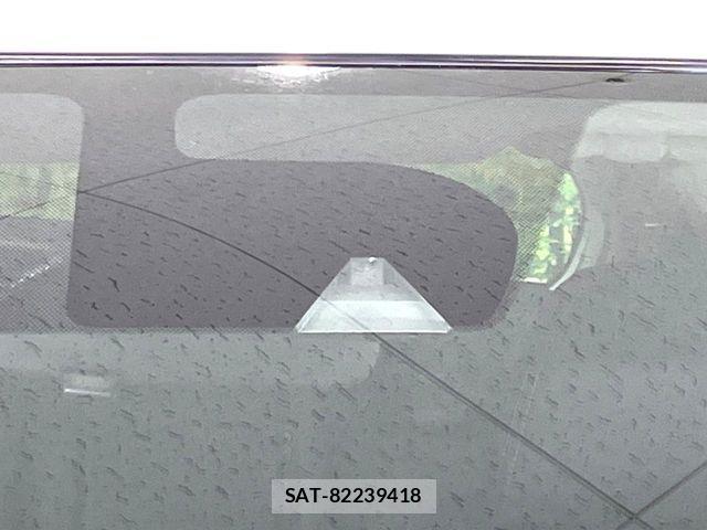 Nissan NOTE 2015-08 8209298-4