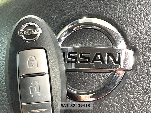 Nissan NOTE 2015-08 8209298-8