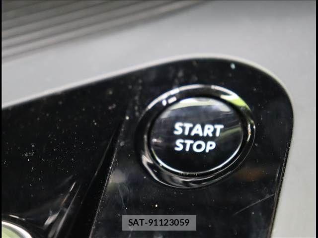 Nissan NOTE 2022-11 8209268-10