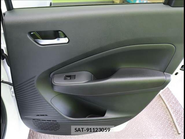 Nissan NOTE 2022-11 8209268-17