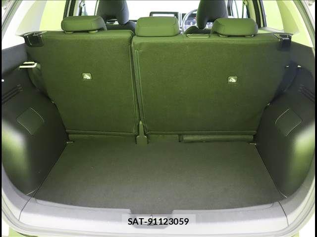 Nissan NOTE 2022-11 8209268-19