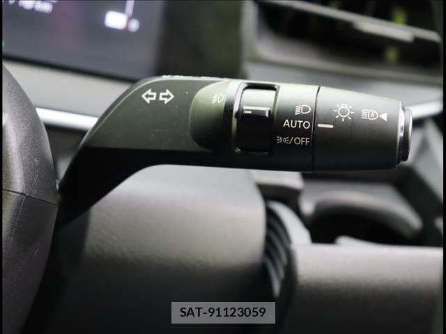 Nissan NOTE 2022-11 8209268-26