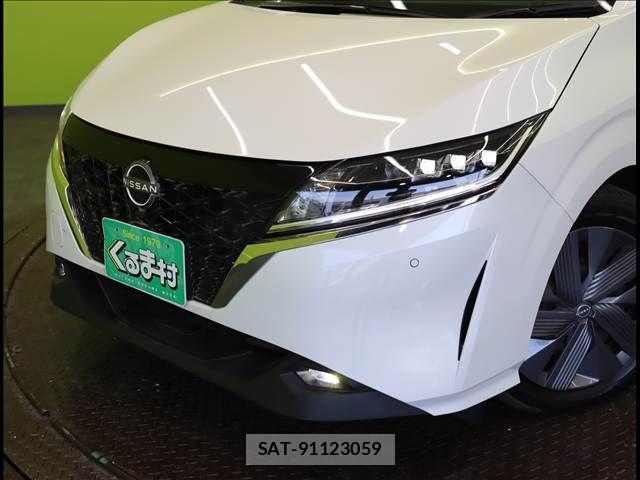 Nissan NOTE 2022-11 8209268-28