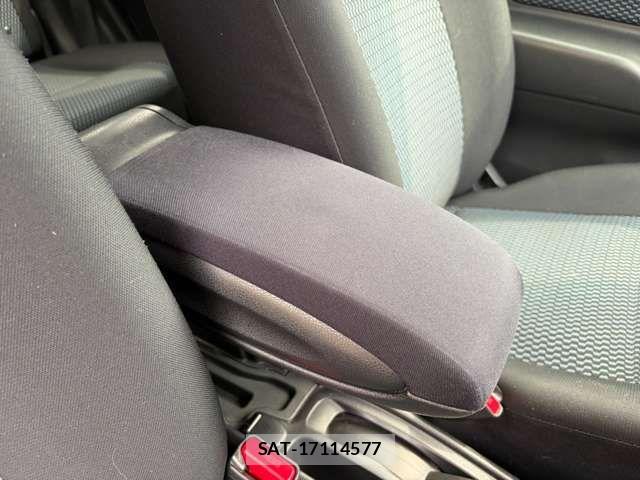 Nissan NOTE 2015-09 8209299-15