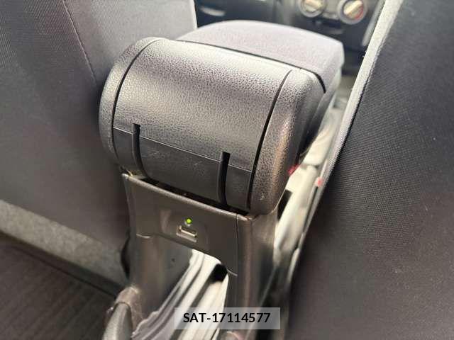 Nissan NOTE 2015-09 8209299-16