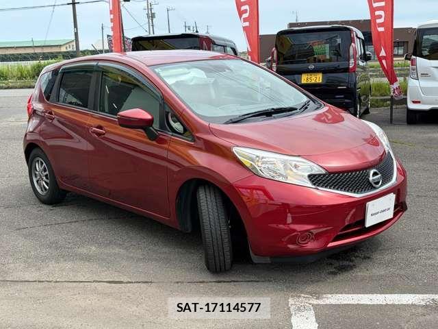Nissan NOTE 2015-09 8209299-18