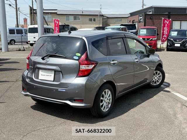 Nissan NOTE 2020-12 8209285-1