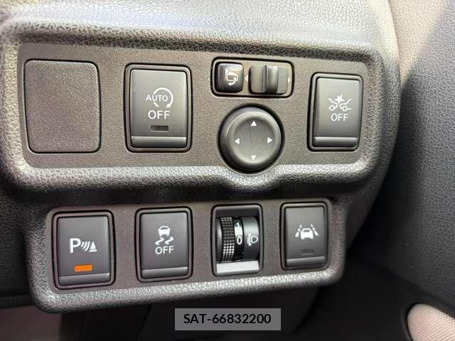 Nissan NOTE 2020-12 8209285-6