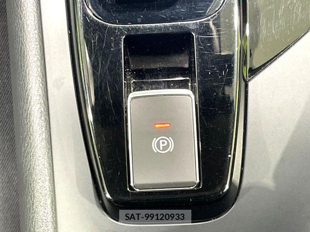 Nissan NOTE 2021-07 8209276-7