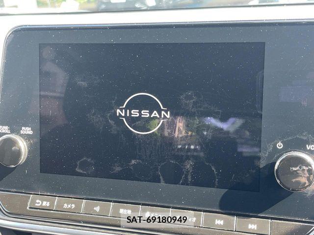 Nissan NOTE 2021-11 8209266-2