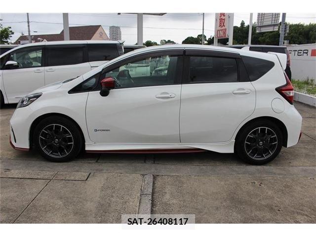 Nissan NOTE 2017-04 8209280-9