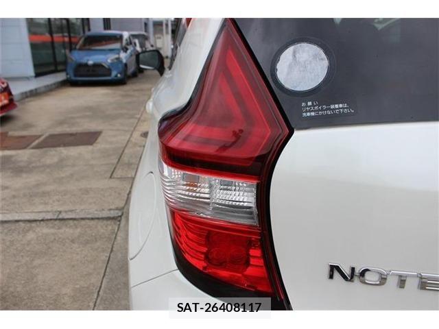 Nissan NOTE 2017-04 8209280-20