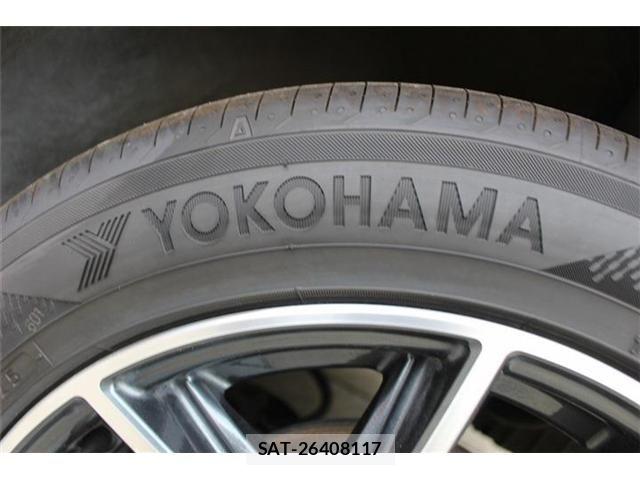 Nissan NOTE 2017-04 8209280-26
