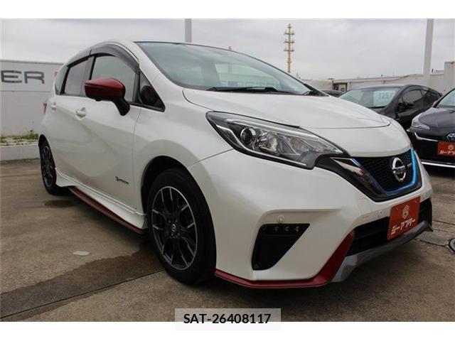 Nissan NOTE 2017-04 8209280-6