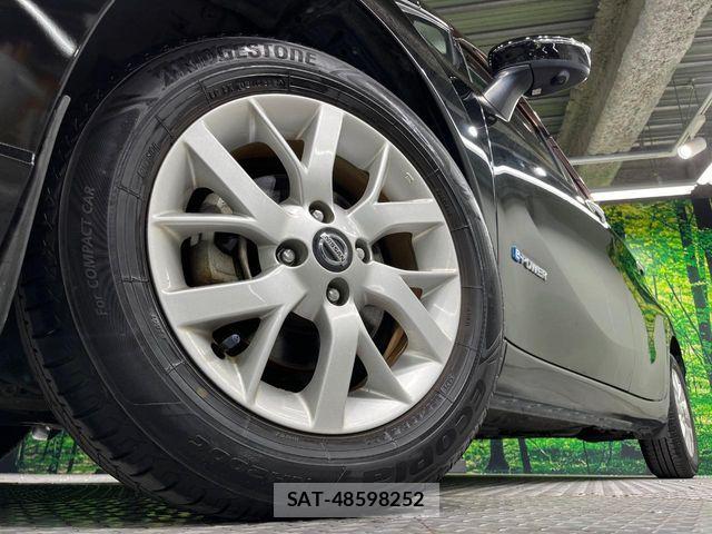 Nissan NOTE 2019-02 8209281-12