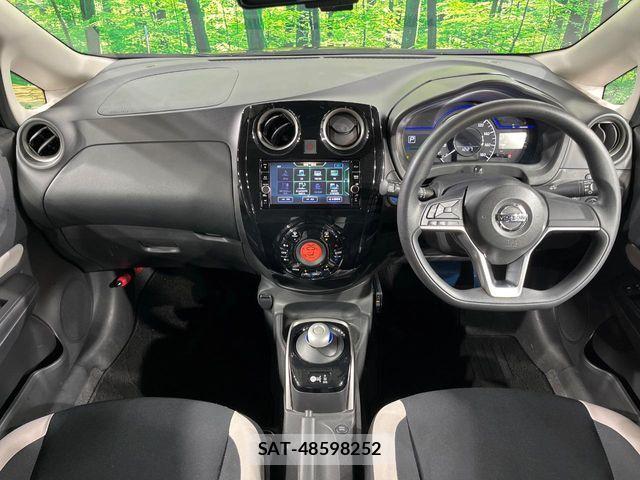 Nissan NOTE 2019-02 8209281-1