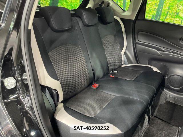 Nissan NOTE 2019-02 8209281-8