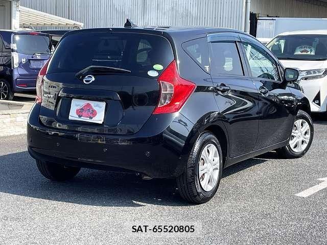 Nissan NOTE 2016-07 8209296-2