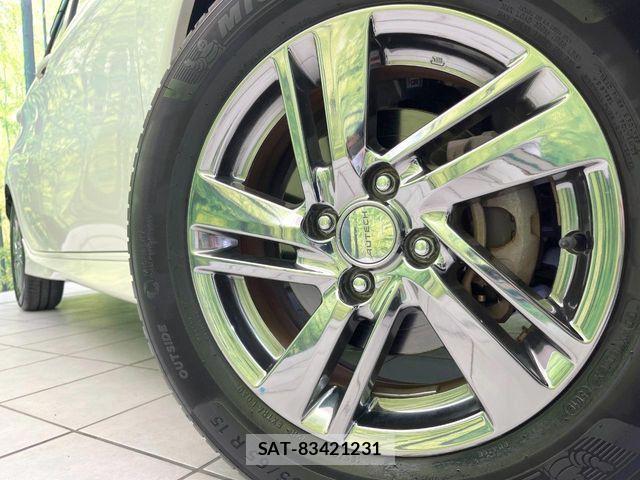 Nissan NOTE 2013-09 8209300-11