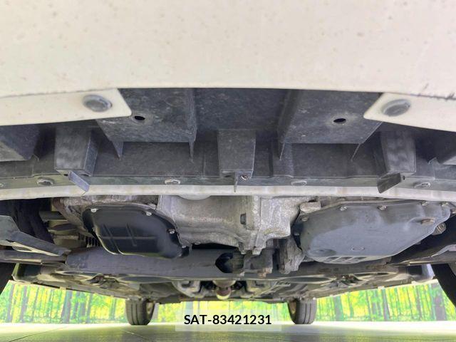 Nissan NOTE 2013-09 8209300-15