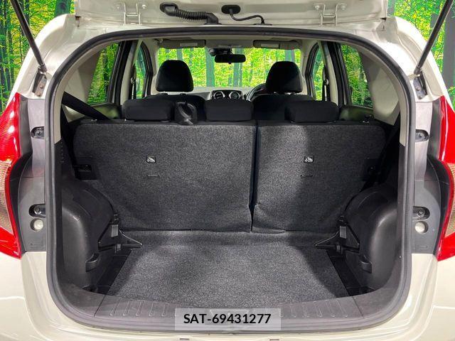 Nissan NOTE 2016-03 8209294-9
