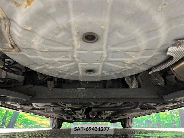 Nissan NOTE 2016-03 8209294-18