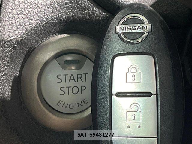 Nissan NOTE 2016-03 8209294-6