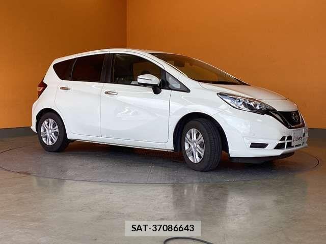 Nissan NOTE 2021-05 8209282-16