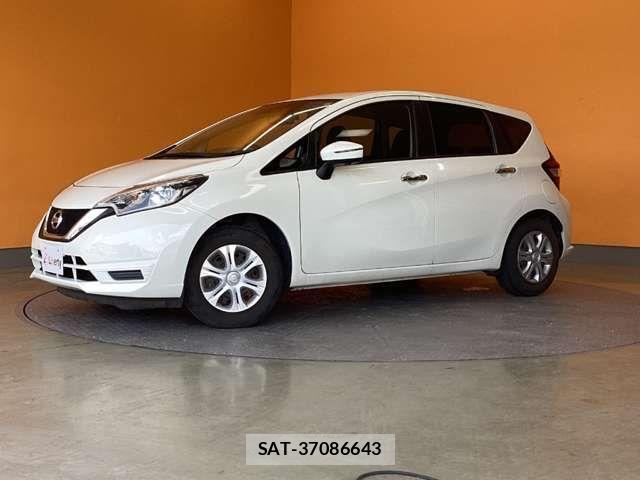 Nissan NOTE 2021-05 8209282-8