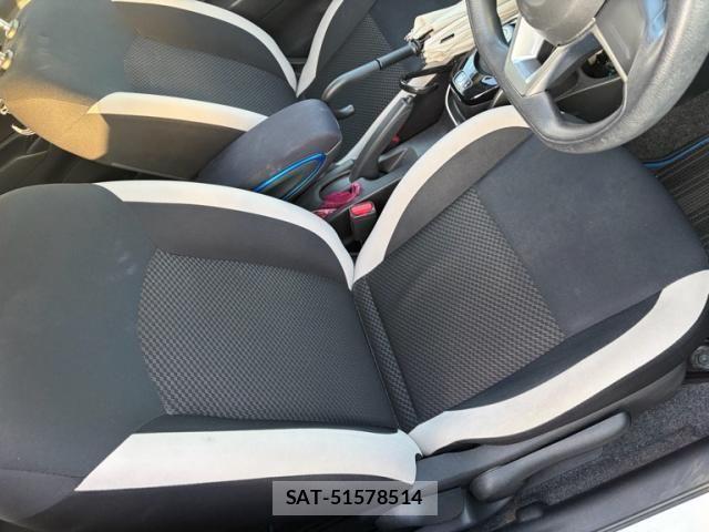 Nissan NOTE 2018-03 8209308-10