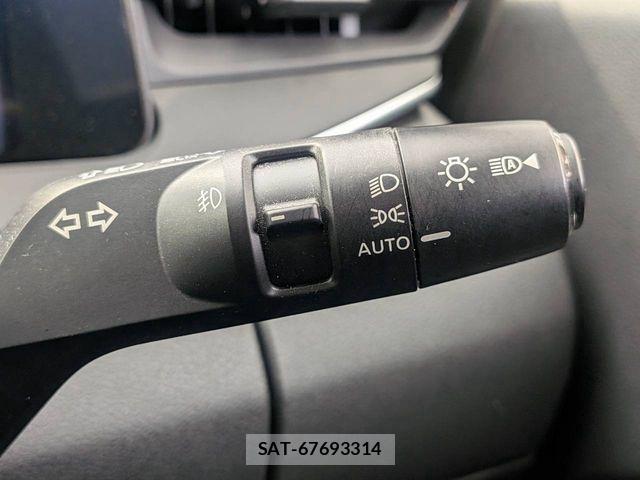 Nissan NOTE 2021-05 8209255-13